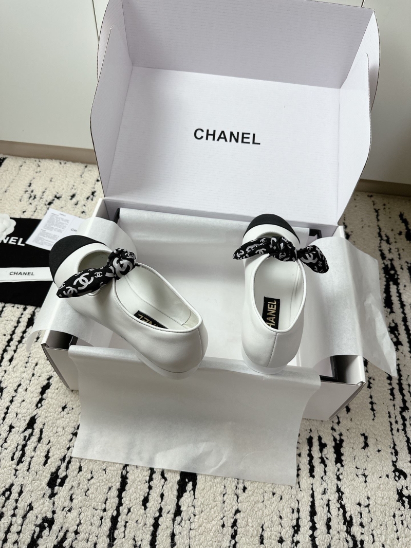 Ch**el flat shoes